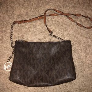Micheal Kors Crossbody